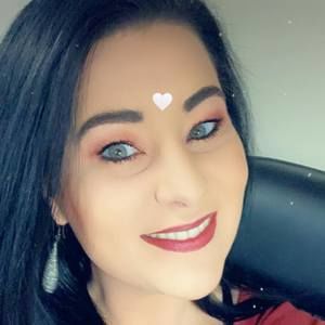 Meet your Posher, Leeanne